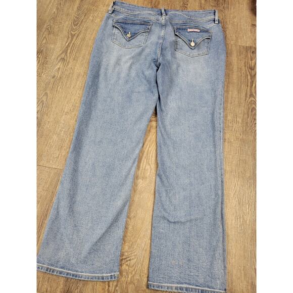 Hudson Ladies' Slim Straight Leg Jean (1811754) Medium Wash 34x28 - Picture 4 of 5